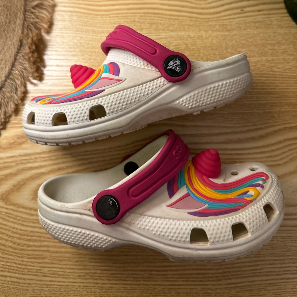 Crocs Kids Unicorn Clogs - White and Pink Size 11 toddler